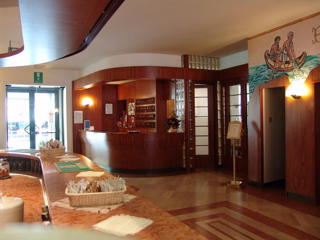 Hotel Excelsior 체르비아 외부 사진