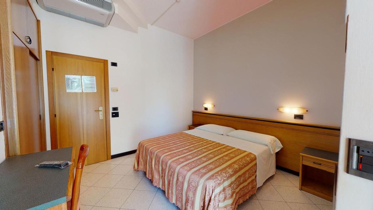 Hotel Excelsior 체르비아 외부 사진