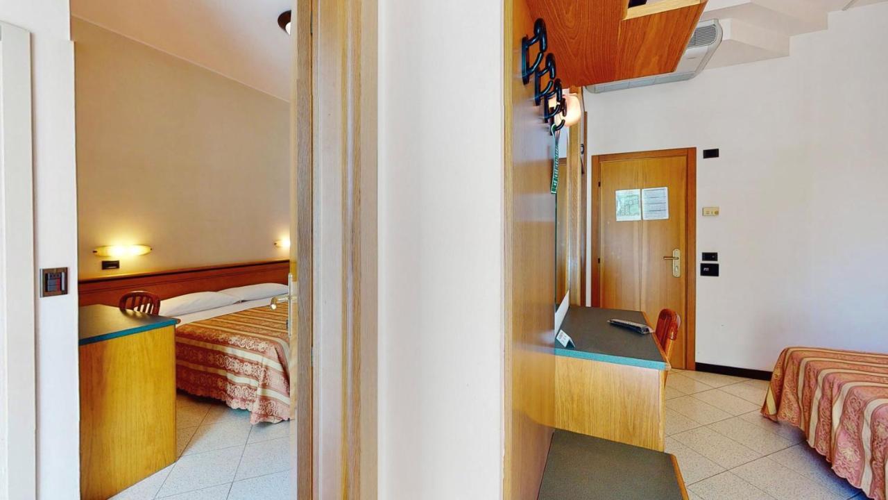 Hotel Excelsior 체르비아 외부 사진