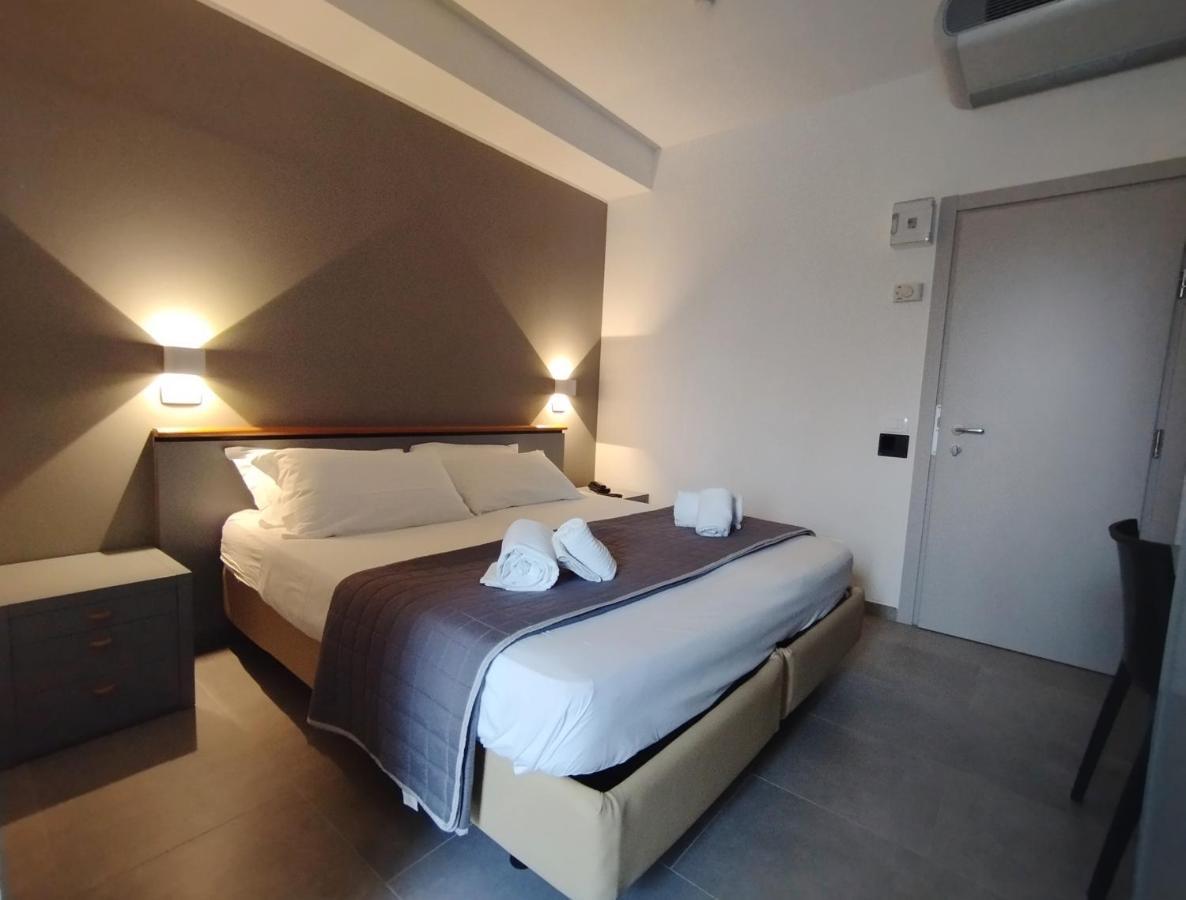 Hotel Excelsior 체르비아 외부 사진